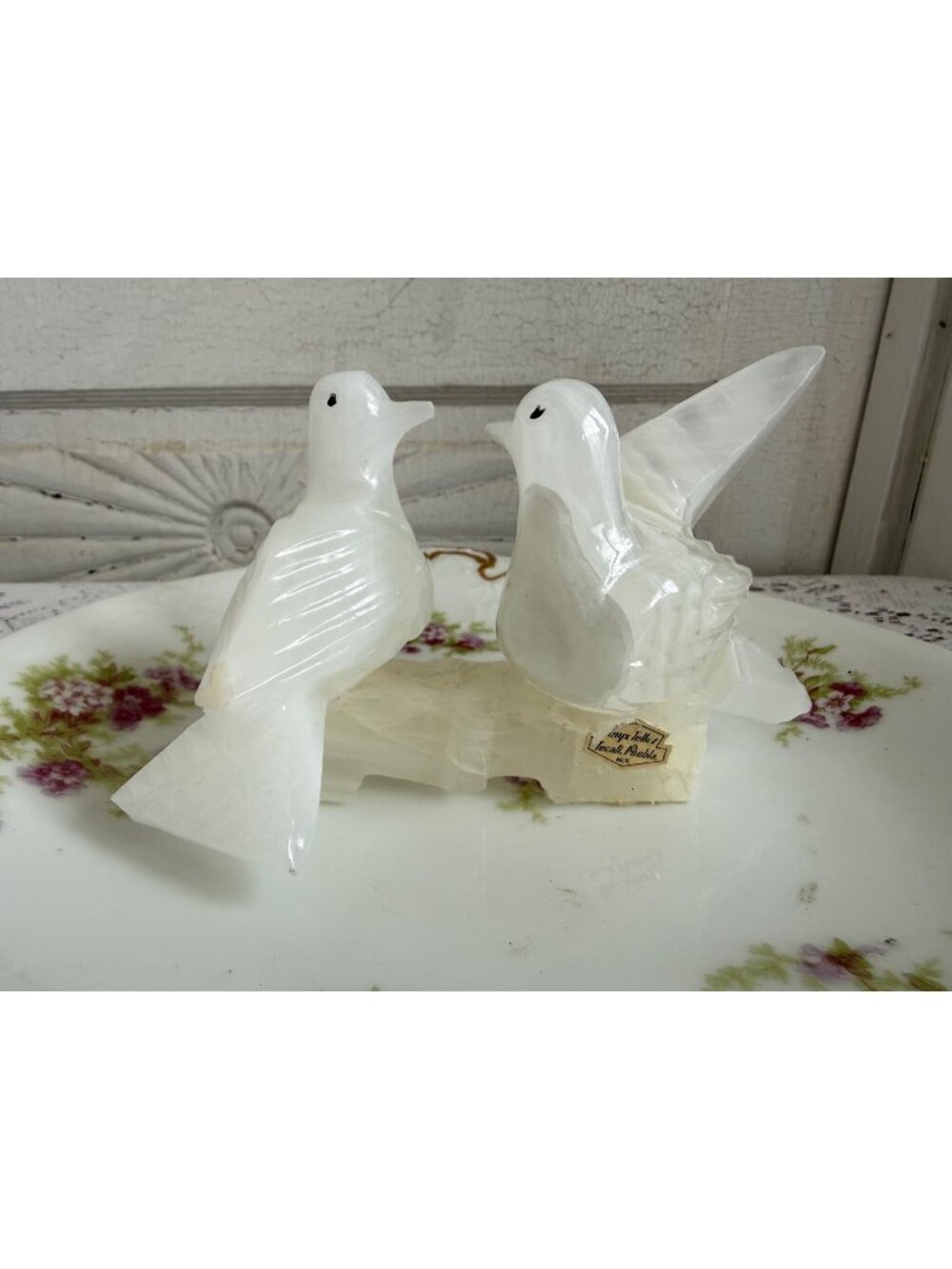 Vintage 90s White Marble Onyx Perched Doves Lovebirds Figurine